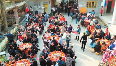 綿陽租車自駕平武去吃刨湯宴